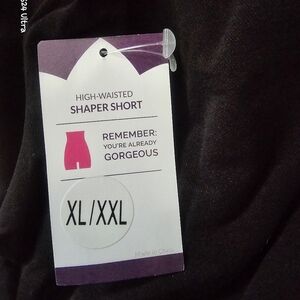 💲Empetua high waisted shaper shorts XL/XXL in blk NWT